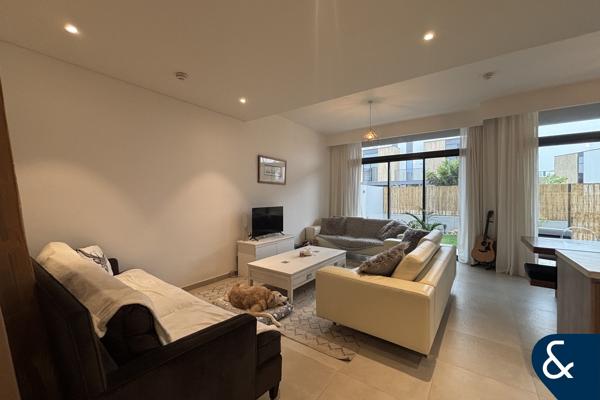 Single Row | Park Backing | Rare Location