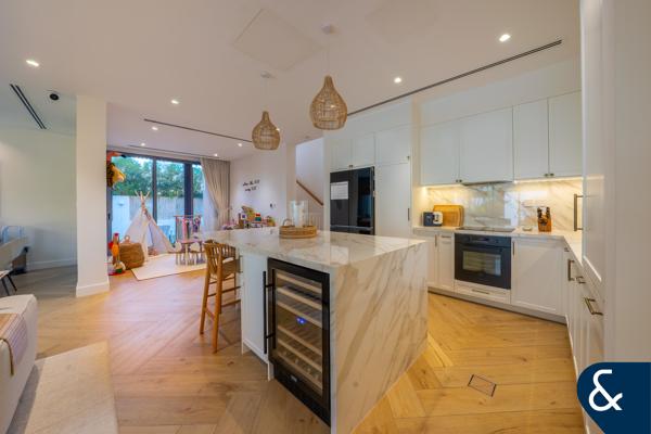 Fully Upgraded | Extended BUA | Private Pool