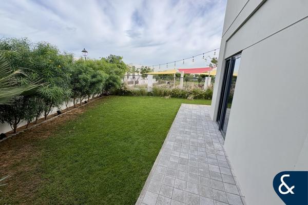 4 Beds | Corner Plot | Park Backing