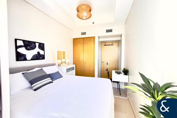 Burj + Sea View | High Floor | One Cheque