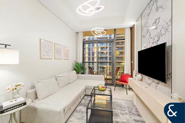 Fully Furnished | Prime Location | High floor