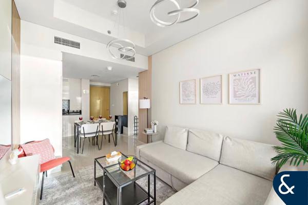 Fully Furnished | Prime Location | High floor