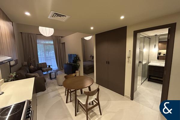 Converted Studio I 686 Sqft I Upgraded