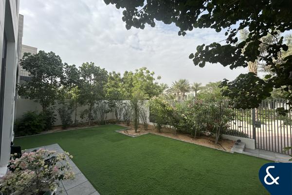 Single Row | Private Garden | Prime Location