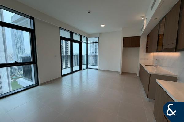 2 Bedrooms | High Floor | Corner | Vacant