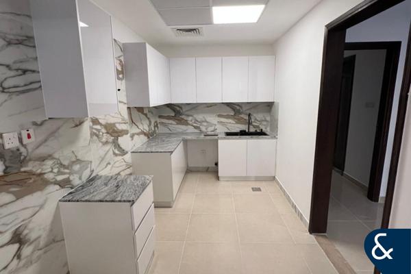 Villa | Large living | 5 bed + Maids