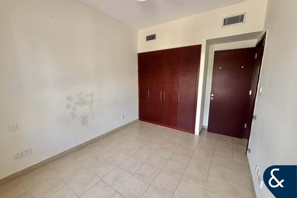 Park Backing l 3 Bed Plus Study l Exclusive