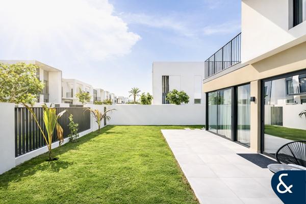 4BR+Maid | VOT | Priced to Sell | Bright Home