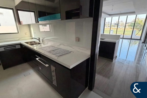 Golf Course I Private Pool I Luxury Living