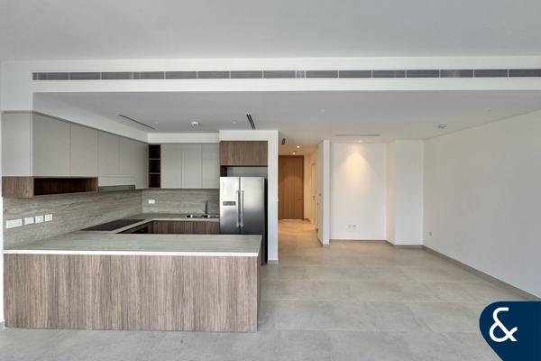 Large 3 Bedrooms | G+2 | Single Row