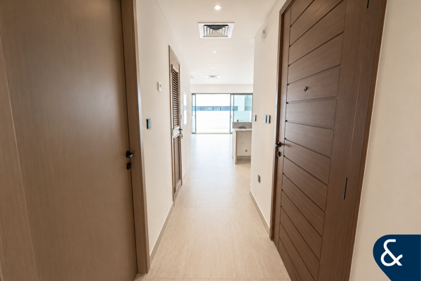 4 Bed | Close to Lagoon | Family Townhouse