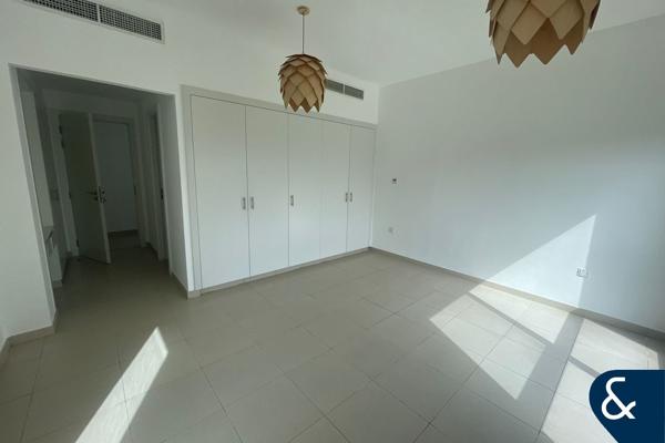 4 Beds | Green Belt | Close to Pool | Vacant