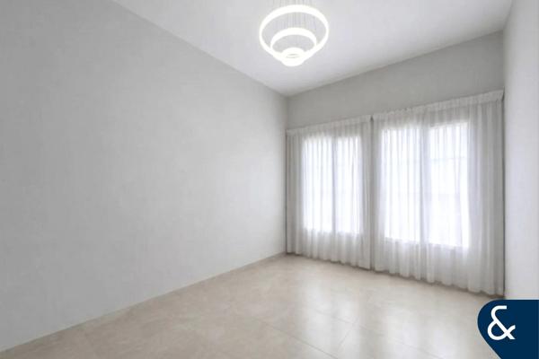Upgraded | Type 5 | Unfurnished | 3 Bedroom