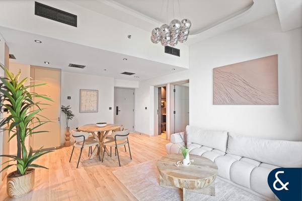 2 Bedroom | Upgraded | Furnished