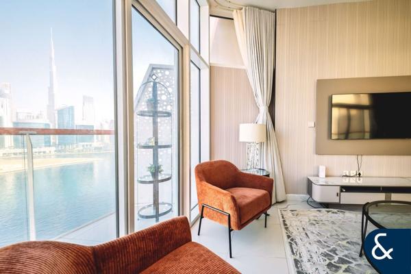 Modern | Panoramic Canal & Burj View | Vacant