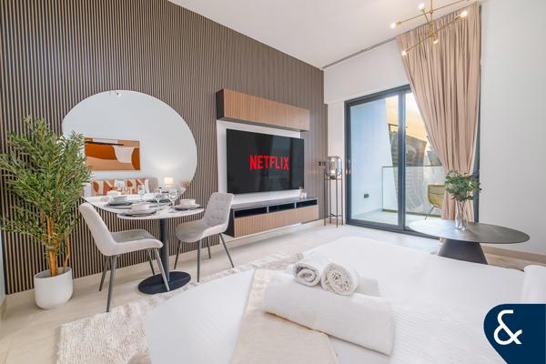 Studio | Burj Khalifa View | Fully Furnished