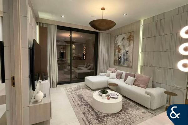 Pool View | Luxury 1Bed | Q4 2026 |2 Baths