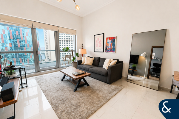 1 Bed | Bay Central | Great Location | Vacant