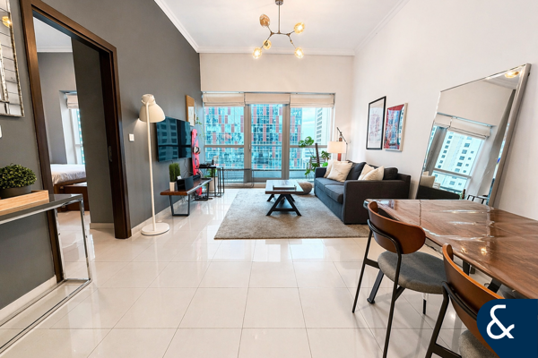 1 Bed | Bay Central | Great Location | Vacant