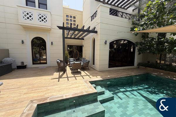 Single Row | Internal Location | Private Pool
