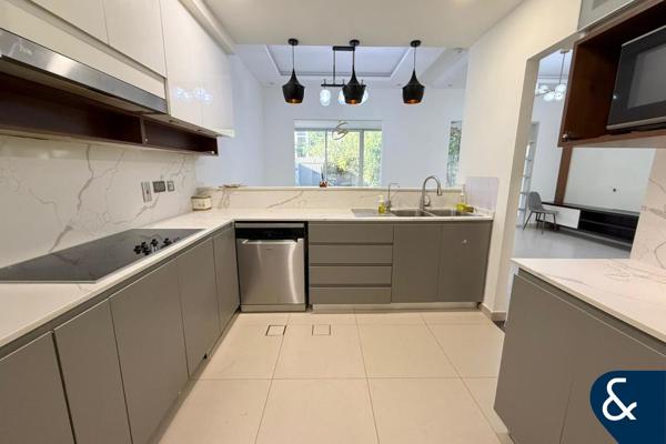 UPGRADED | BEST VALUE | 3+Maids | Arabella