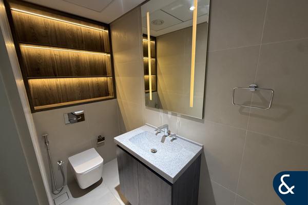 brand new | Vacant | Prime Location