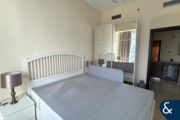 1 Bedroom | 2 Bath | Unfurnished | Lake View