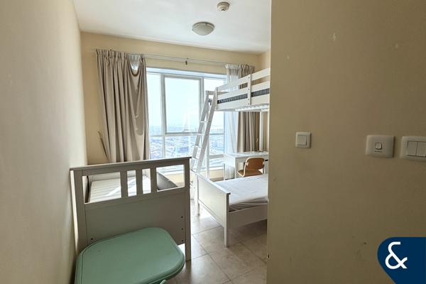 1 Bedroom | 2 Bath | Unfurnished | Lake View
