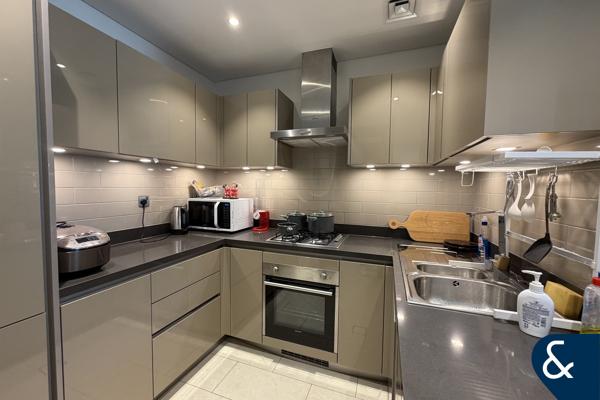 Garden Unit | Modern 1 Bed | Unfurnished