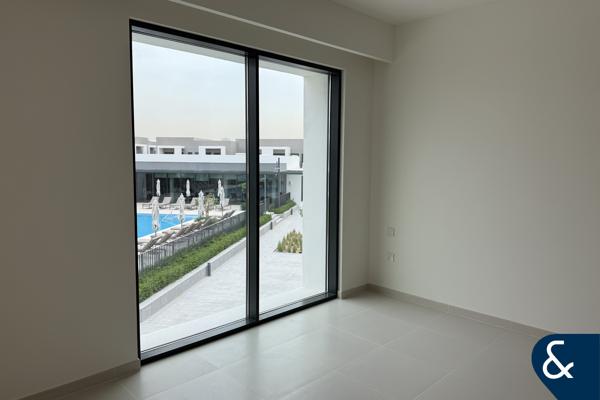 2 Pool Side | Best Location | 3 Large Bed