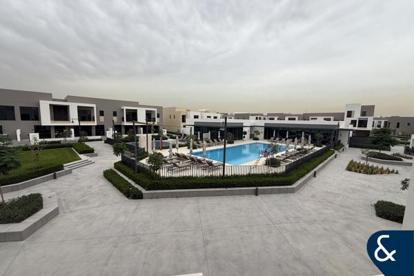 2 Pool Side | Best Location | 3 Large Bed