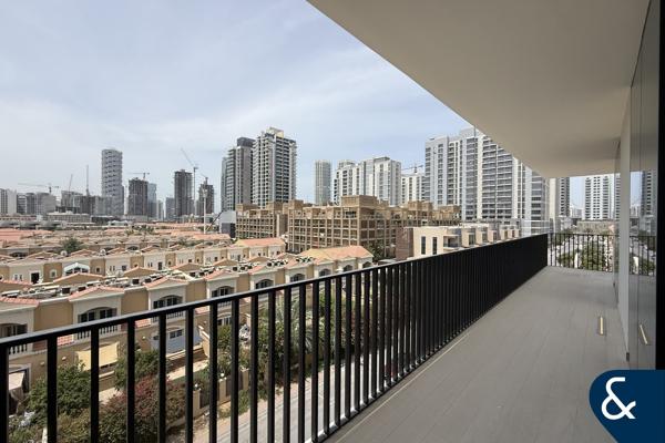 Open to offers | Large balcony | Vacant