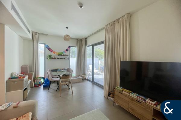 Corner Plot | 4 Bedroom | Maid | Vacant May