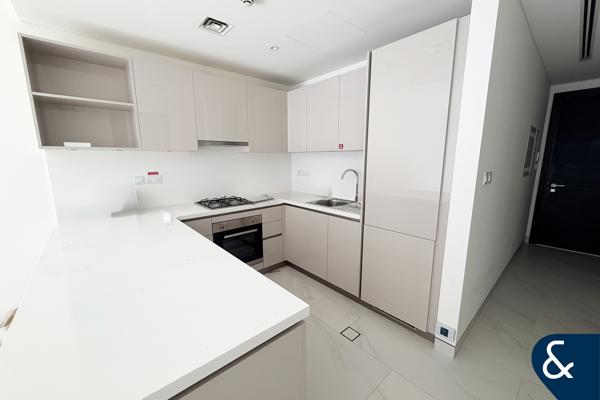 Sanctuary Views | 1+Study | Vacant