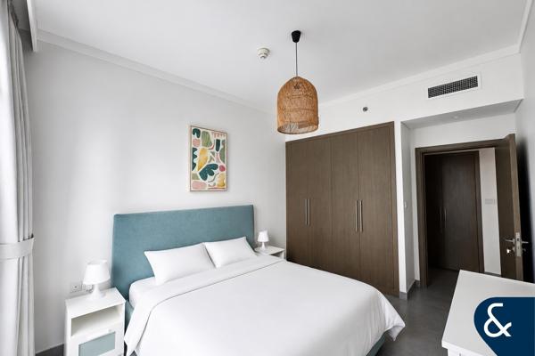 Park view | Fully Furnished | Open Plan