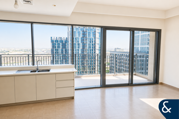 Pool View | Bright and Spacious | Vacant