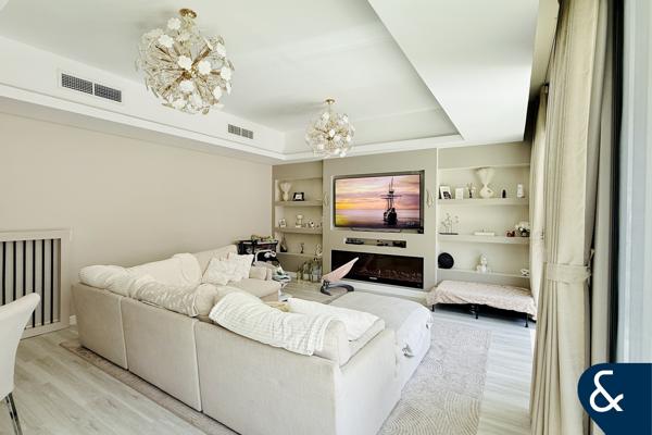 R2M1 Type | Extended Kitchen | 4 Bed +M | VOT