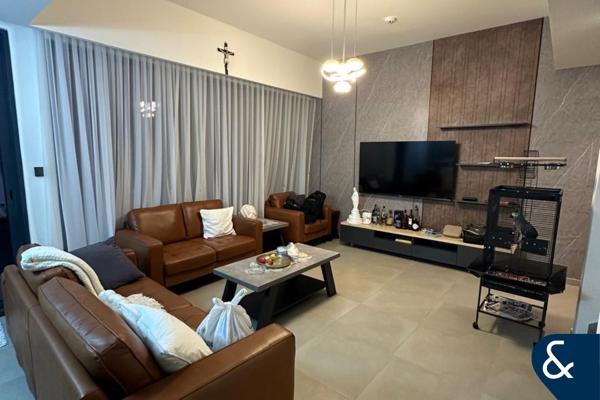 Furnished | Close to Pool | Available June
