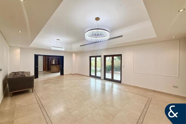 Dubai Style| Spacious Layout| Upgraded