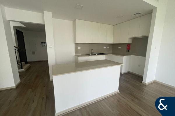 Upgraded | Next to Pool | Corner Villa