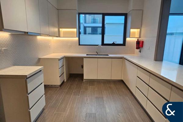 Landscaped | Modern | Vacant May | 4 Beds