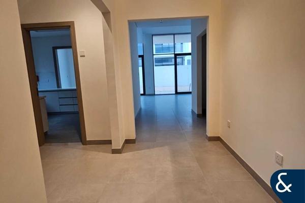 Landscaped | Modern | Vacant May | 4 Beds