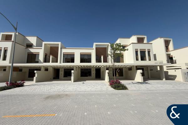 Close to Central Hub I Brand New I 4 Bedrooms