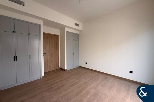Close to Central Hub I Brand New I 4 Bedrooms