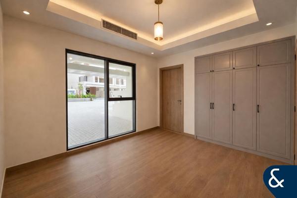Close to Central Hub I Brand New I 4 Bedrooms