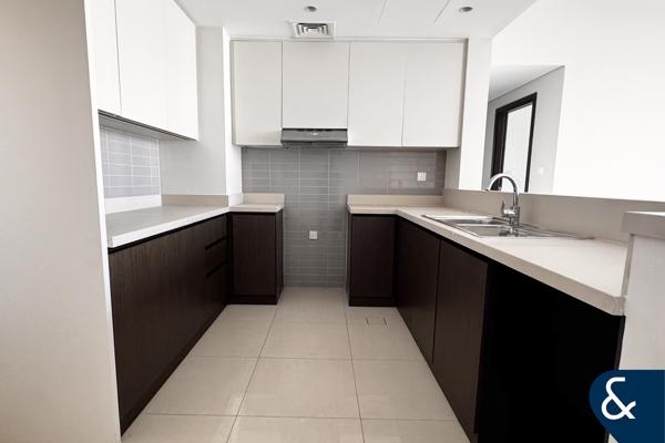 2 Bed | Unfurnished | Semi-closed kitchen