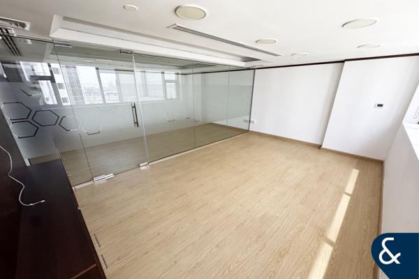 Grade A | Fitted Office | 3 Parking spaces