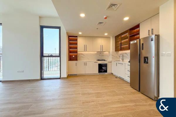 Desirable Layout | High Floor | Corner Unit