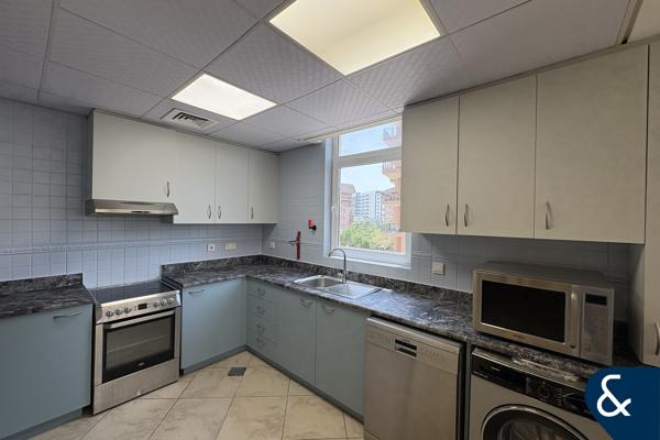 Spacious Layout | 1 Bed | Prime Location