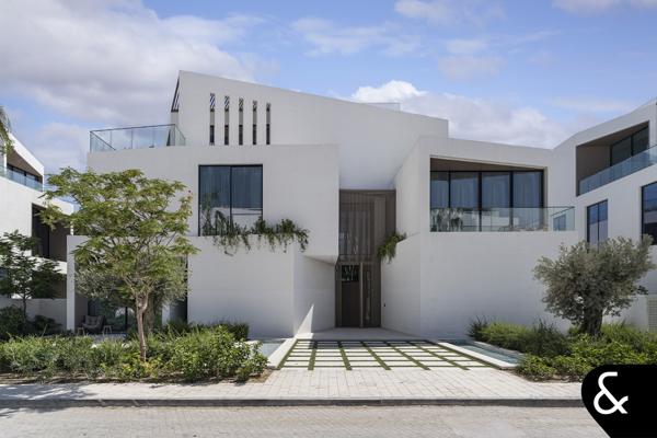 Altissima | Seven Bedrooms | Huge BUA - Image 1